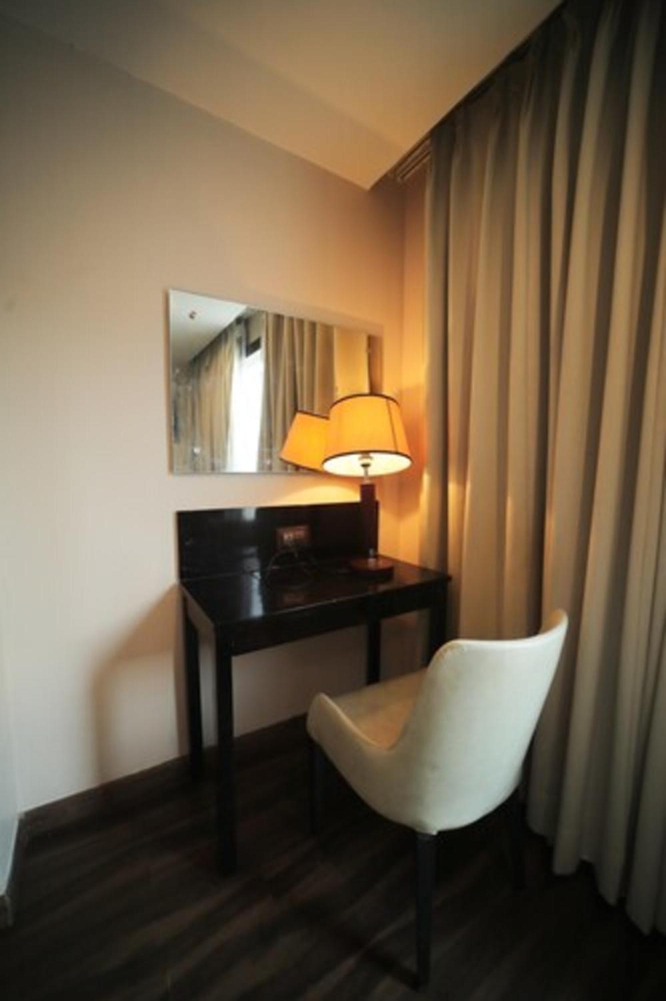 The Fortunaa Avenue By Mm Hotels Gwalijar Zewnętrze zdjęcie